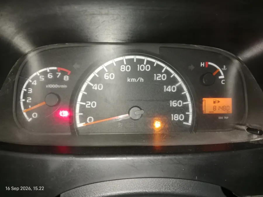 Foto Mobil Bekas Odometer Daihatsu Gran Max 1.3 tahun 2020