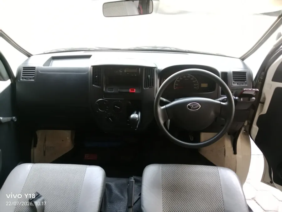 Foto Mobil Bekas Dashboard Daihatsu Gran Max 1.3 Blind Van tahun 2021