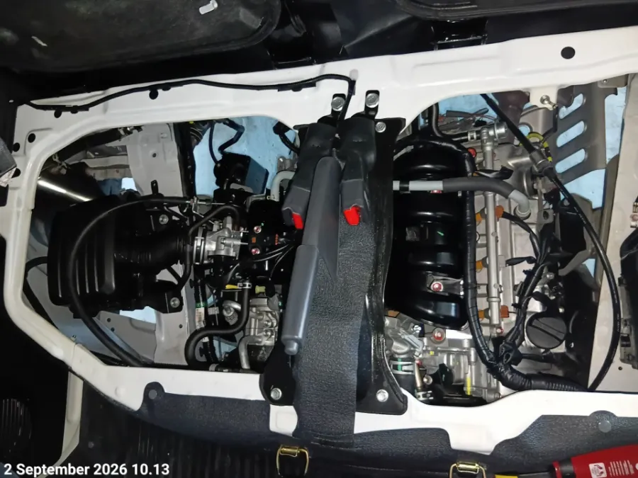 Foto Mobil Bekas Mesin Daihatsu Gran Max 1.3 Blind Van tahun 2026