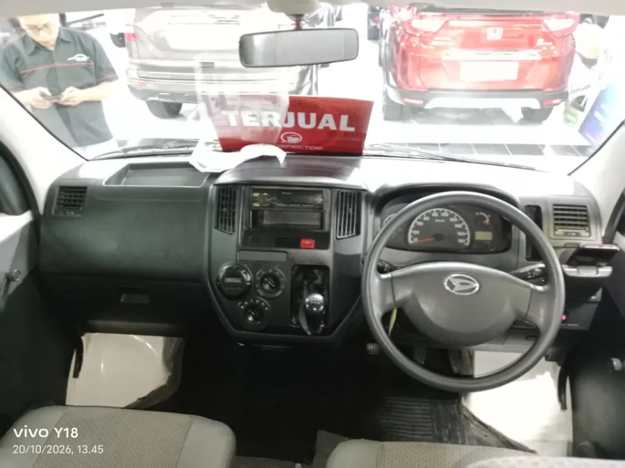 Foto Mobil Bekas Dashboard Daihatsu Gran Max 1.5 tahun 2017