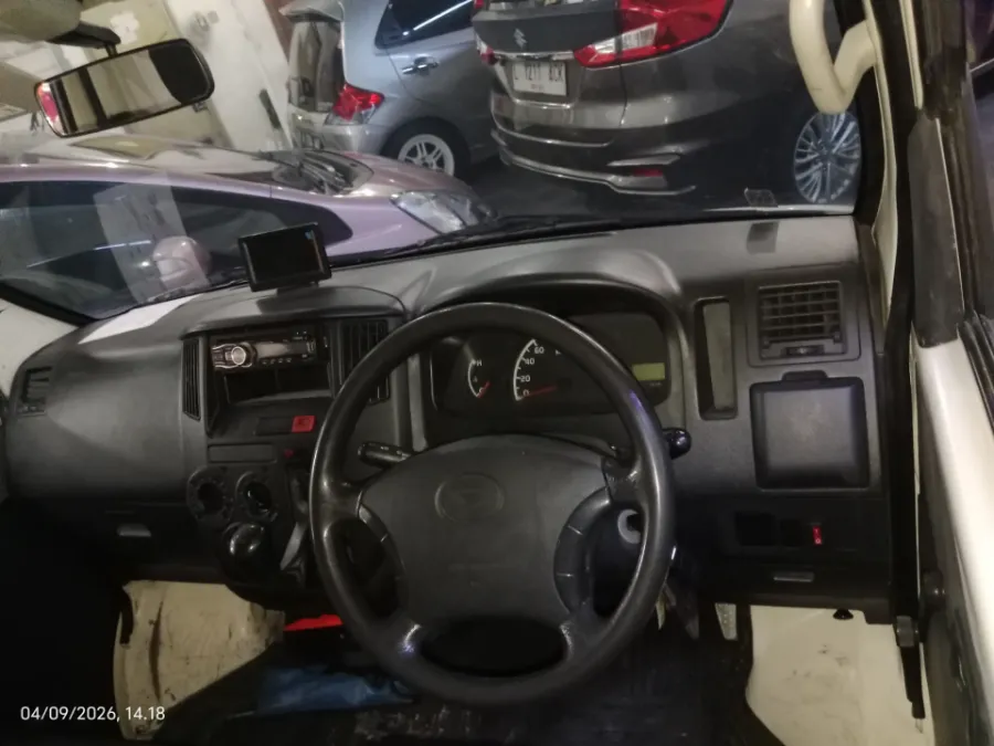 Foto Mobil Bekas Dashboard Daihatsu Gran Max 1.5 Box tahun 2018