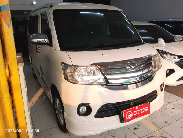 2021 Daihatsu Luxio 1.5 X - Foto 1 dari 6