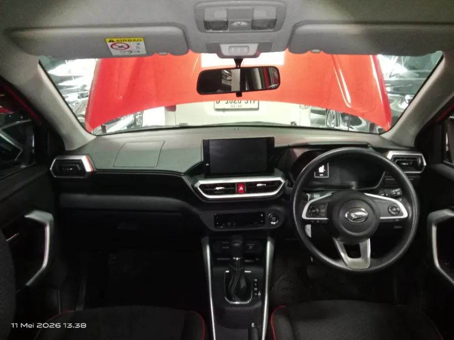 Foto Mobil Bekas Dashboard Daihatsu Rocky 1.0 R tahun 2021