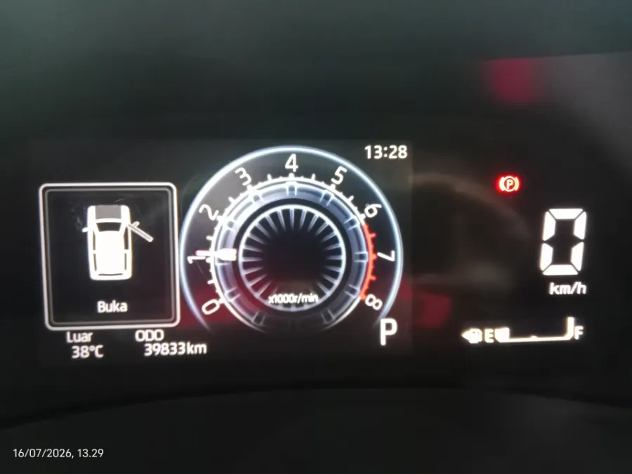 Foto Mobil Bekas Odometer Daihatsu Rocky 1.0 R tahun 2021