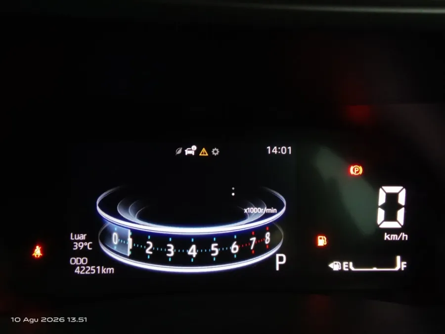 Foto Mobil Bekas Odometer Daihatsu Rocky 1.0 R tahun 2022