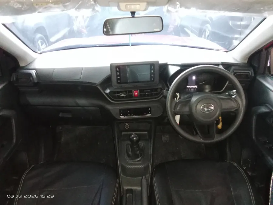 Foto Mobil Bekas Dashboard Daihatsu Rocky 1.2 M tahun 2022