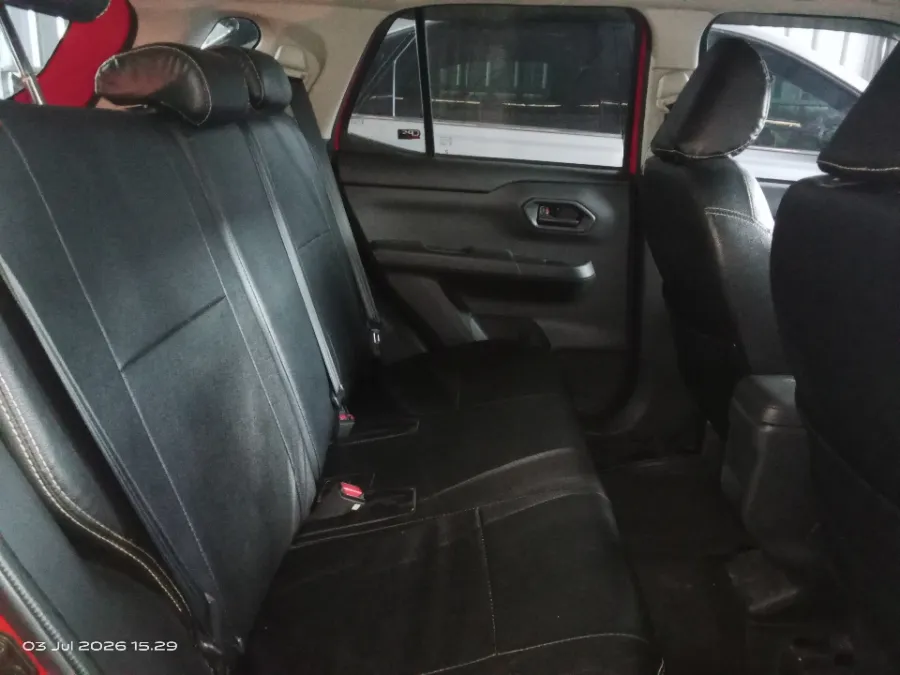 Foto Mobil Bekas Kabin Belakang Daihatsu Rocky 1.2 M tahun 2022