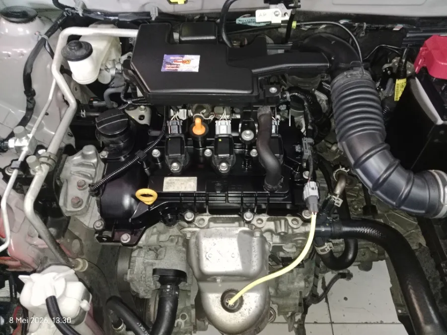 Foto Mobil Bekas Mesin Daihatsu Rocky 1.2 M tahun 2022