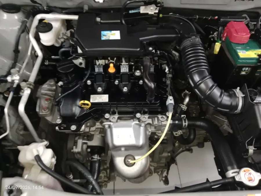 Foto Mobil Bekas Mesin Daihatsu Rocky 1.2 X tahun 2022