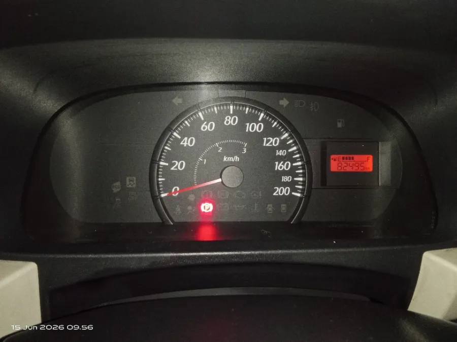 Foto Mobil Bekas Odometer Daihatsu Sigra 1.0 D tahun 2019