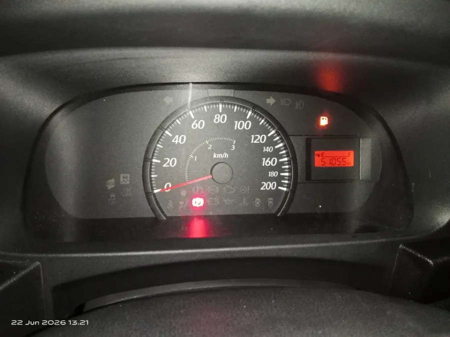 Foto Mobil Bekas Odometer Daihatsu Sigra 1.0 D tahun 2022