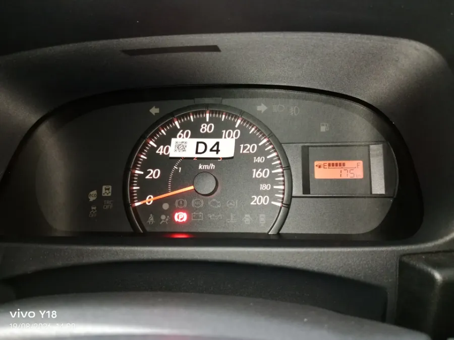 Foto Mobil Bekas Odometer Daihatsu Sigra 1.0 D tahun 2024