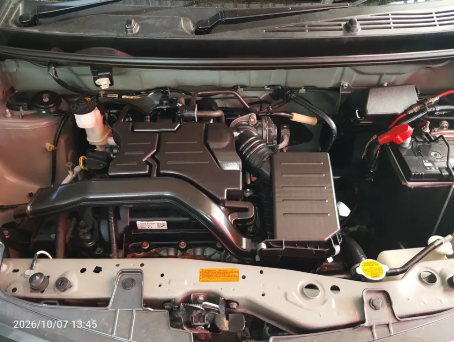 Foto Mobil Bekas Mesin Daihatsu Sigra 1.0 M tahun 2019