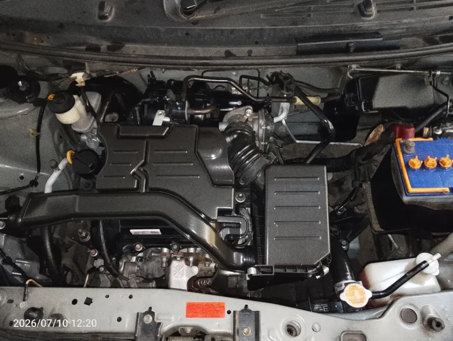 Foto Mobil Bekas Mesin Daihatsu Sigra 1.0 M tahun 2021