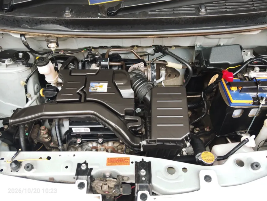 Foto Mobil Bekas Mesin Daihatsu Sigra 1.0 M tahun 2022