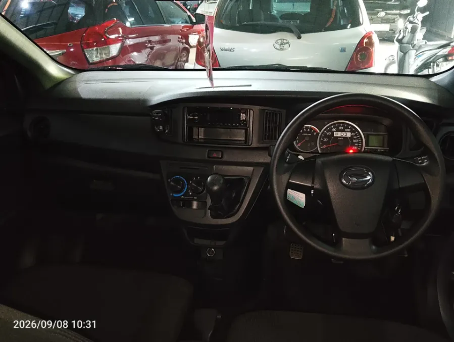 Foto Mobil Bekas Dashboard Daihatsu Sigra 1.0 M tahun 2024
