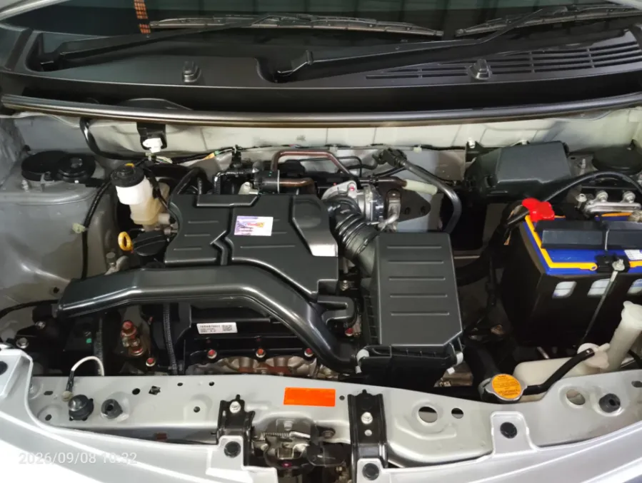 Foto Mobil Bekas Mesin Daihatsu Sigra 1.0 M tahun 2024