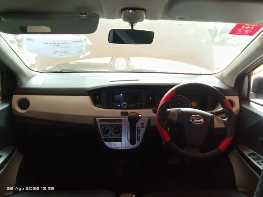 Foto Mobil Bekas Dashboard Daihatsu Sigra 1.2 R tahun 2017