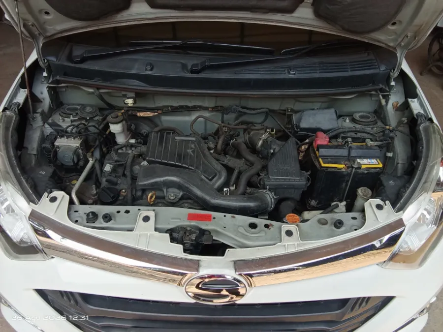 Foto Mobil Bekas Mesin Daihatsu Sigra 1.2 R tahun 2017