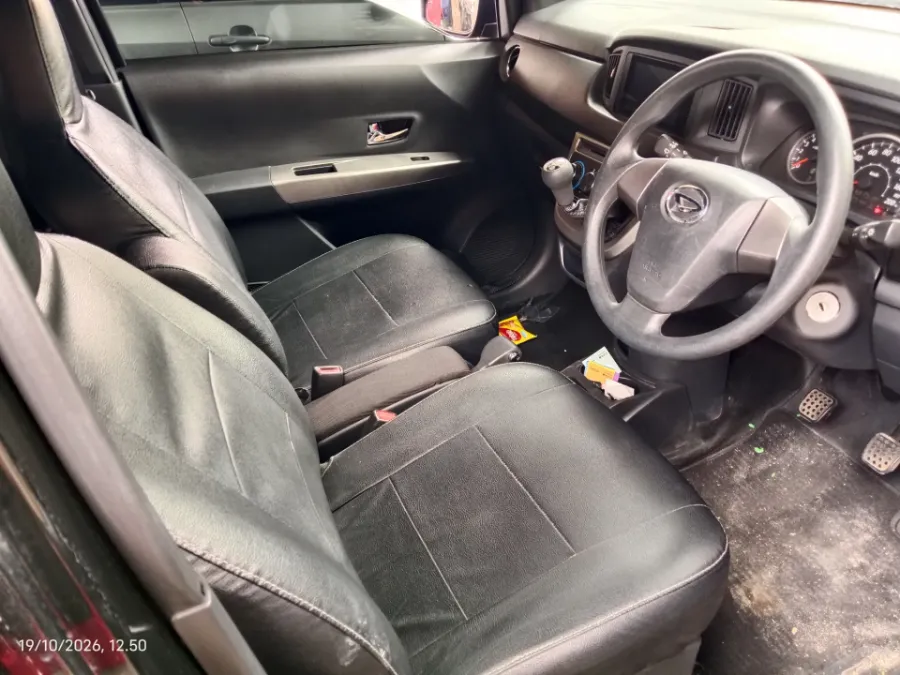 Foto Mobil Bekas Kabin Depan Daihatsu Sigra 1.2 R tahun 2022