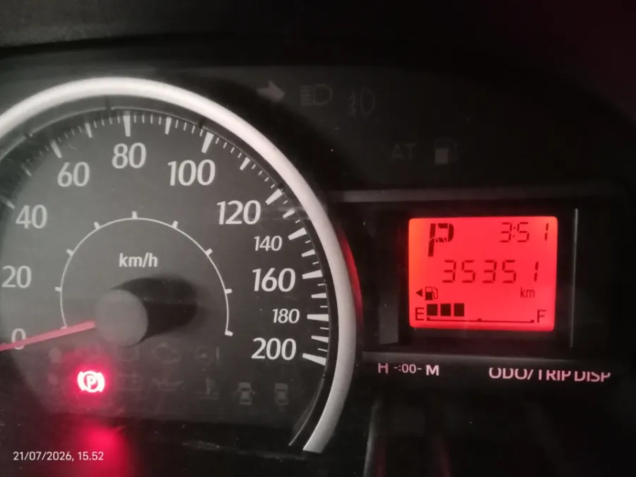 Foto Mobil Bekas Odometer Daihatsu Sigra 1.2 R tahun 2022
