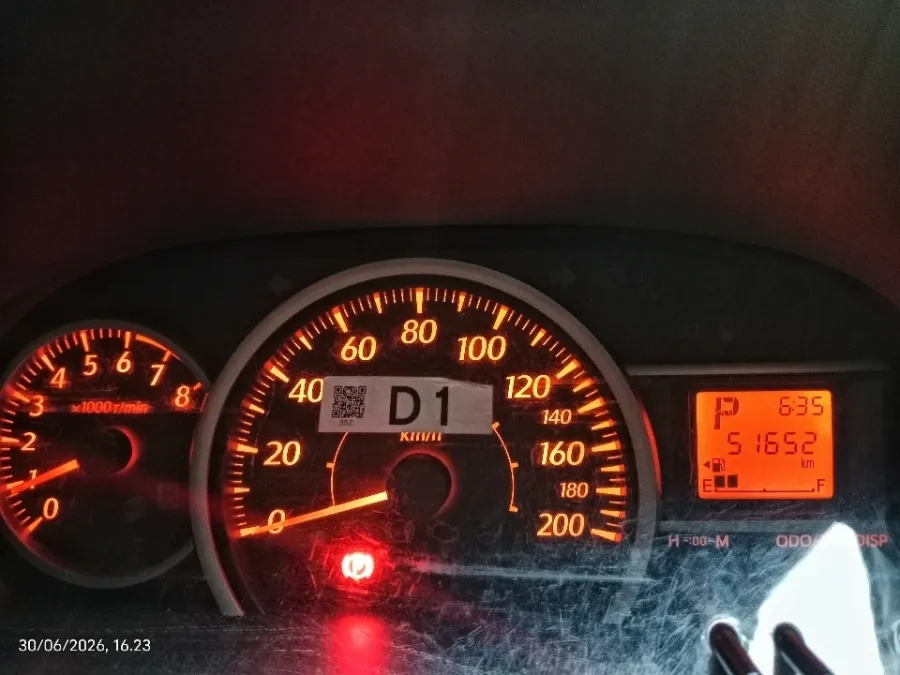 Foto Mobil Bekas Odometer Daihatsu Sigra 1.2 R tahun 2023