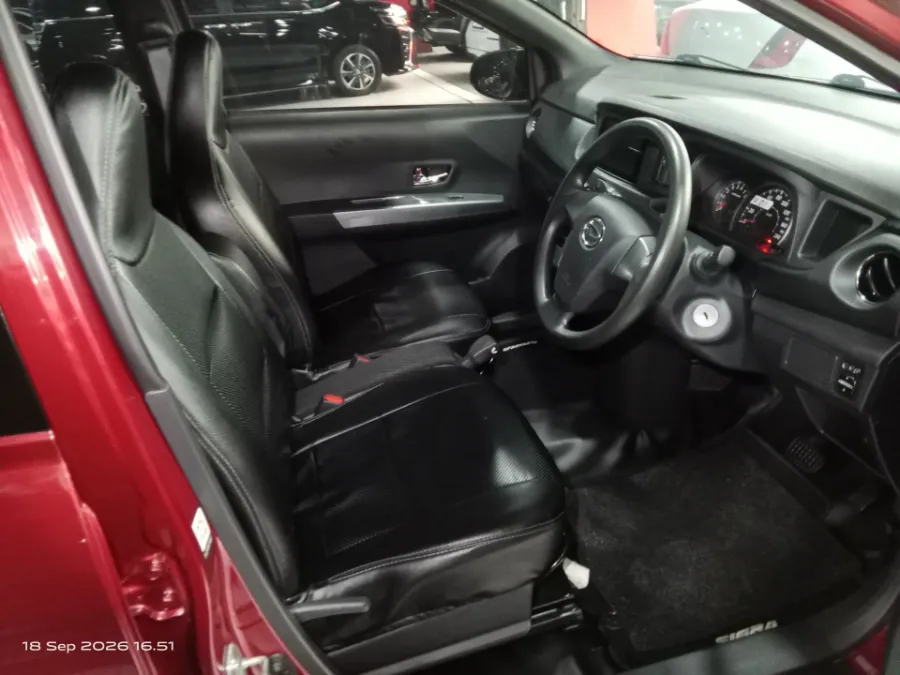 Foto Mobil Bekas Kabin Depan Daihatsu Sigra 1.2 R tahun 2024