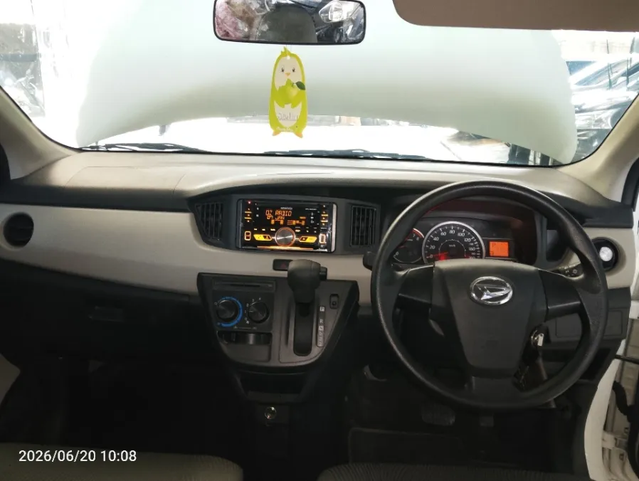 Foto Mobil Bekas Dashboard Daihatsu Sigra 1.2 X tahun 2021