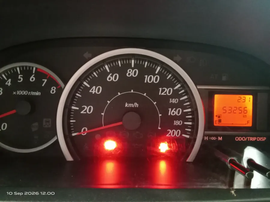 Foto Mobil Bekas Odometer Daihatsu Sigra 1.2 X tahun 2022