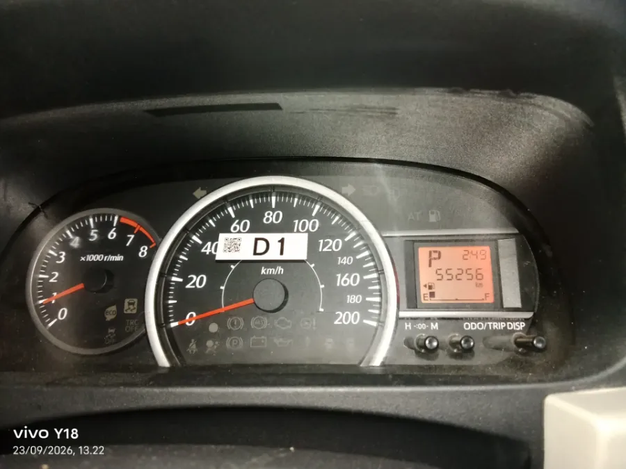 Foto Mobil Bekas Odometer Daihatsu Sigra 1.2 X tahun 2022