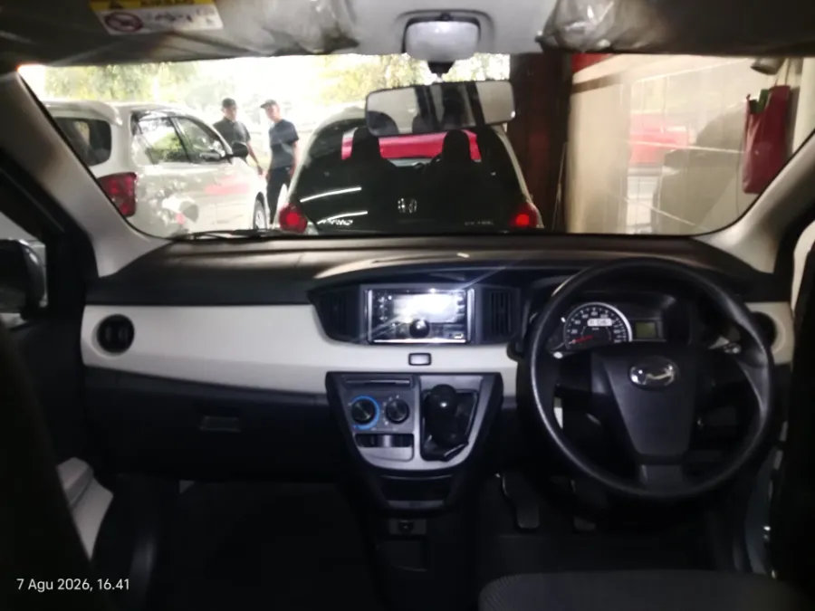 Foto Mobil Bekas Dashboard Daihatsu Sigra 1.2 X Deluxe tahun 2022