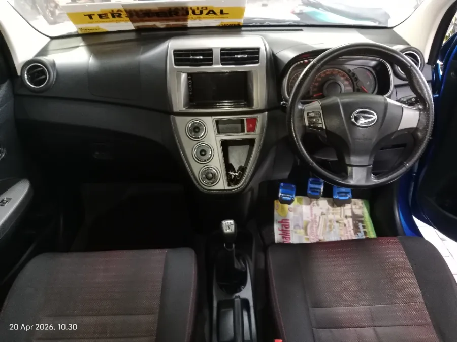 Foto Mobil Bekas Dashboard Daihatsu Sirion 1.3 tahun 2017