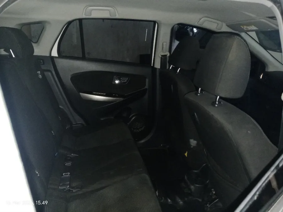 Foto Mobil Bekas Kabin Belakang Daihatsu Sirion 1.3 tahun 2018