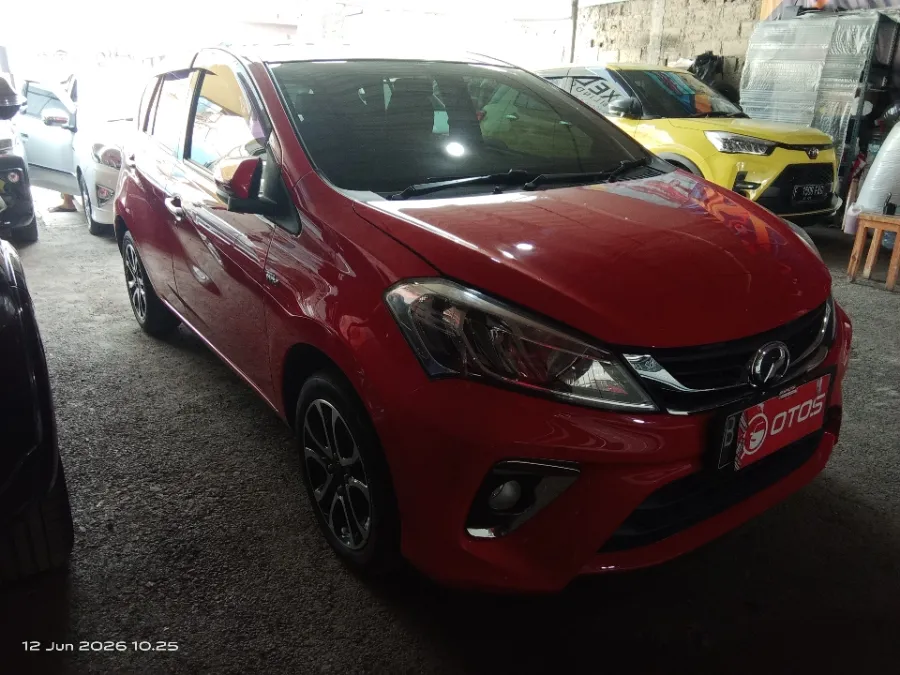 Foto Mobil Bekas Kanan Depan Daihatsu Sirion 1.3 tahun 2019