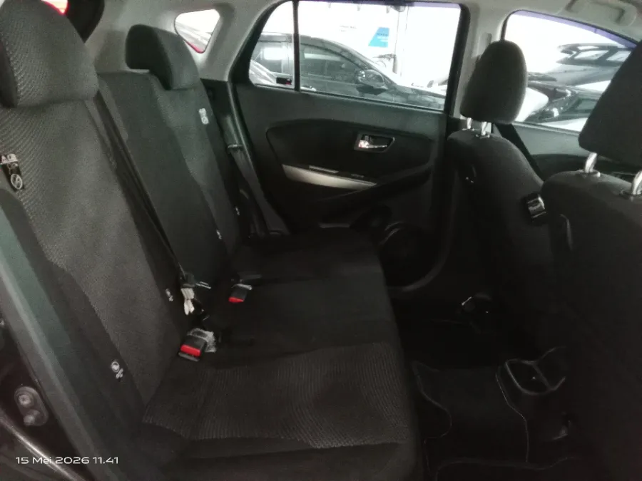 Foto Mobil Bekas Kabin Belakang Daihatsu Sirion 1.3 tahun 2021
