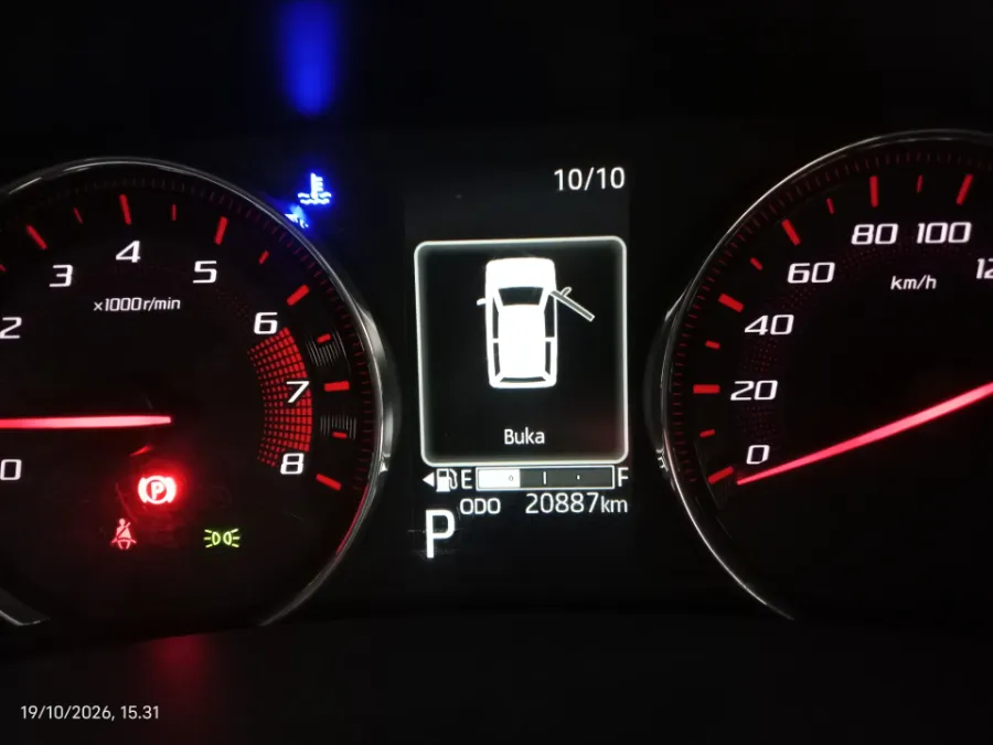 Foto Mobil Bekas Odometer Daihatsu Sirion 1.3 R tahun 2023