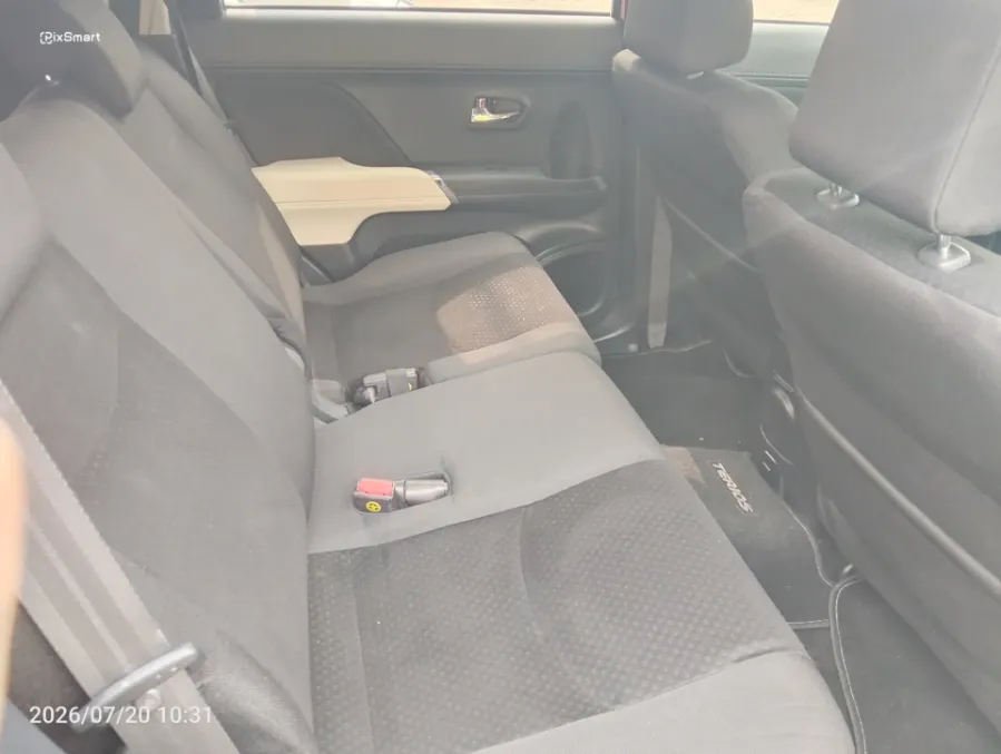 Foto Mobil Bekas Kabin Belakang Daihatsu Terios 1.5 tahun 2018