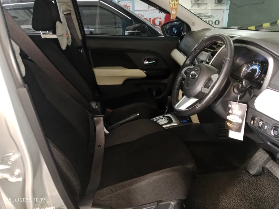 Foto Mobil Bekas Kabin Depan Daihatsu Terios 1.5 tahun 2019