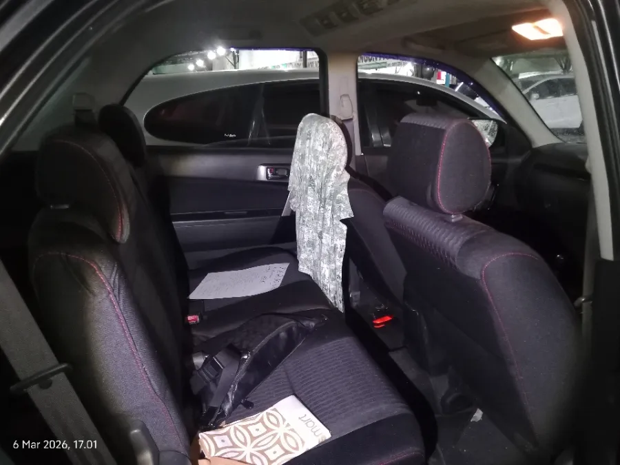 Foto Mobil Bekas Kabin Belakang Daihatsu Terios 1.5 Adventure R tahun 2016