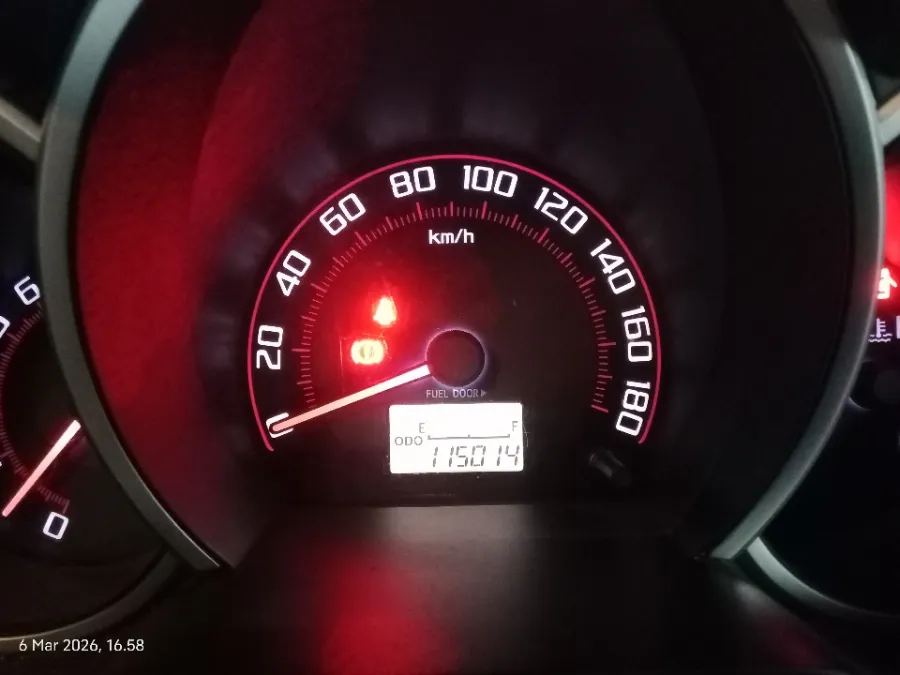 Foto Mobil Bekas Odometer Daihatsu Terios 1.5 Adventure R tahun 2016