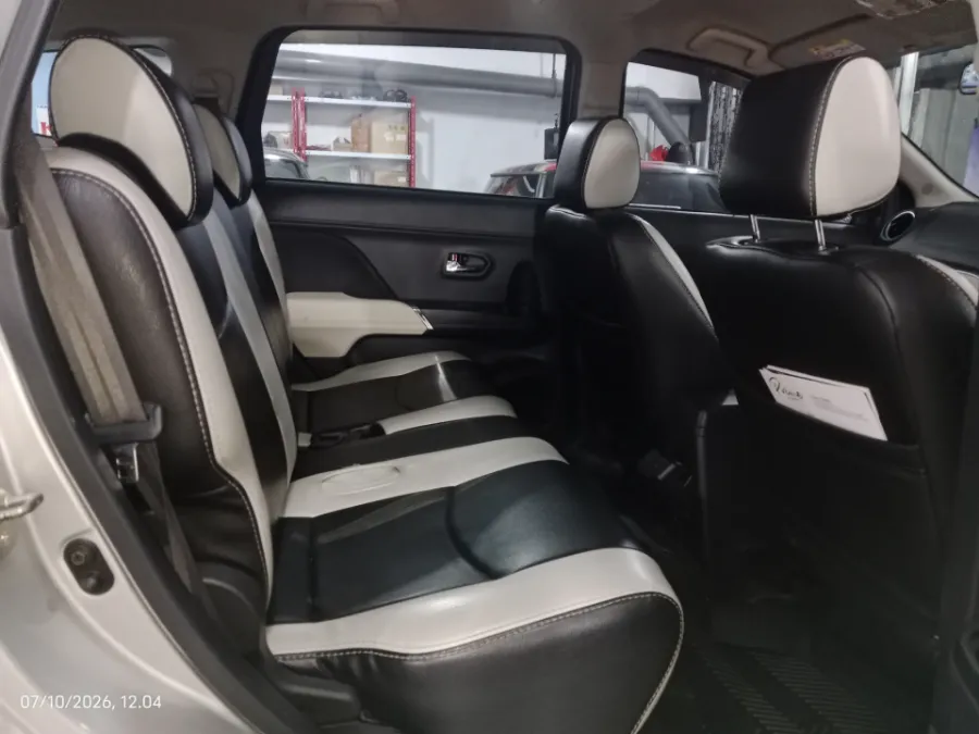Foto Mobil Bekas Kabin Belakang Daihatsu Terios 1.5 Adventure R tahun 2020