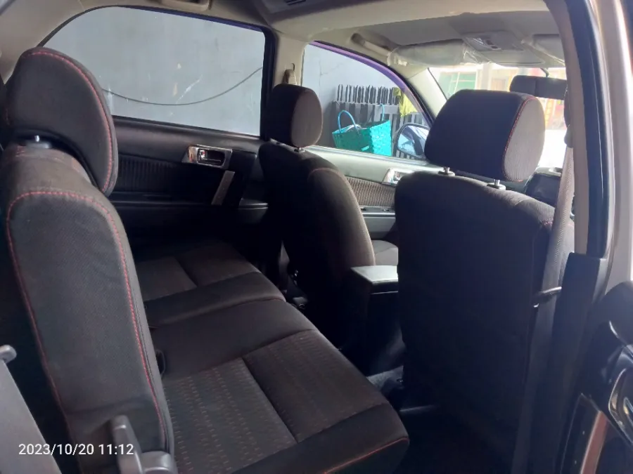 Foto Mobil Bekas Kabin Belakang Daihatsu Terios 1.5 R tahun 2017