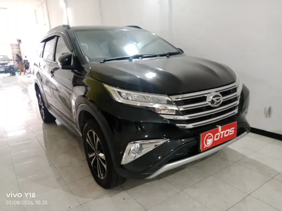 Foto Mobil Bekas Kanan Depan Daihatsu Terios 1.5 R tahun 2021