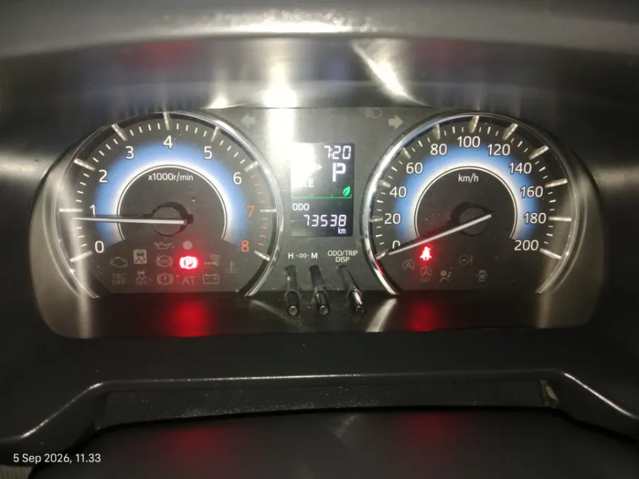 Foto Mobil Bekas Odometer Daihatsu Terios 1.5 R tahun 2022