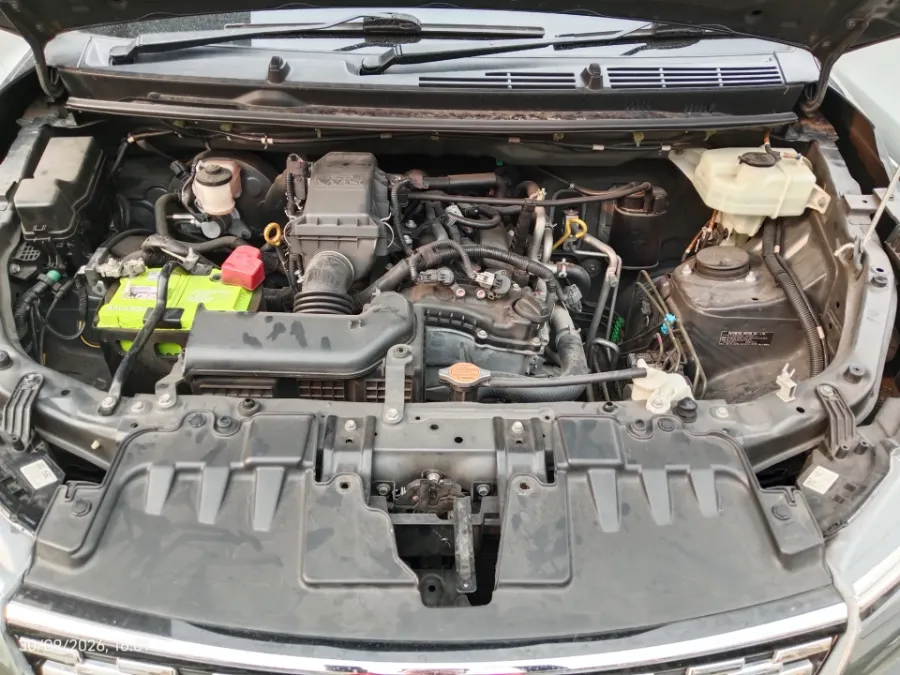 Foto Mobil Bekas Mesin Daihatsu Terios 1.5 R tahun 2024