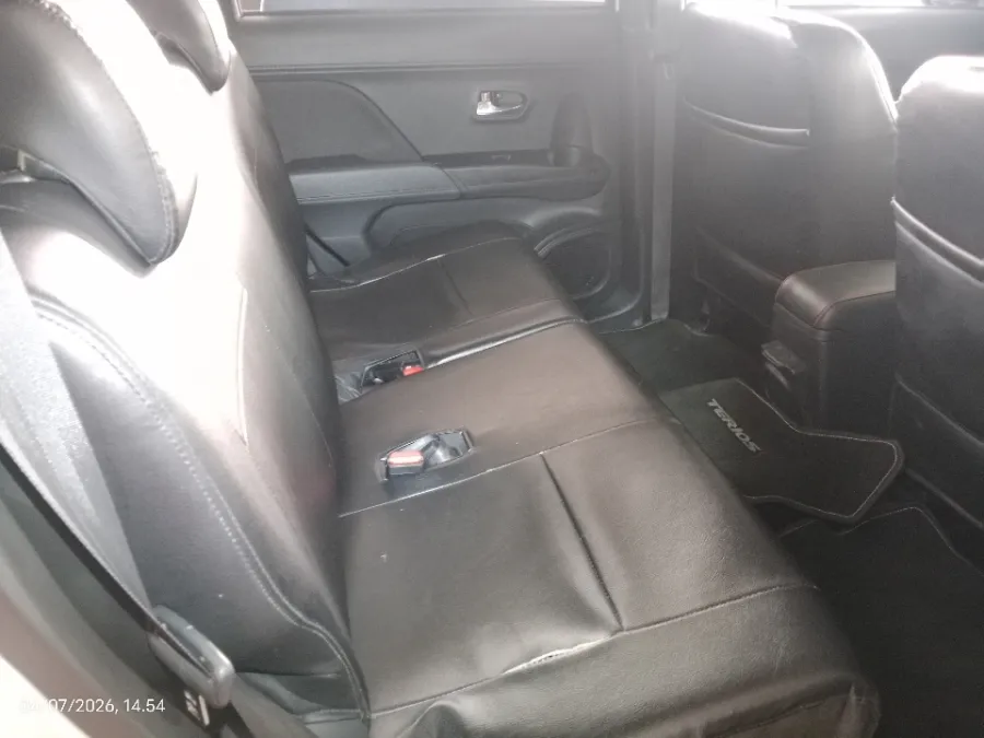 Foto Mobil Bekas Kabin Belakang Daihatsu Terios 1.5 R tahun 2025