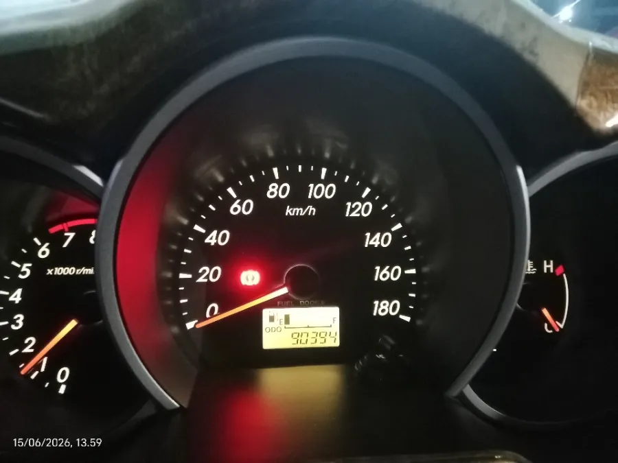 Foto Mobil Bekas Odometer Daihatsu Terios 1.5 TX tahun 2014