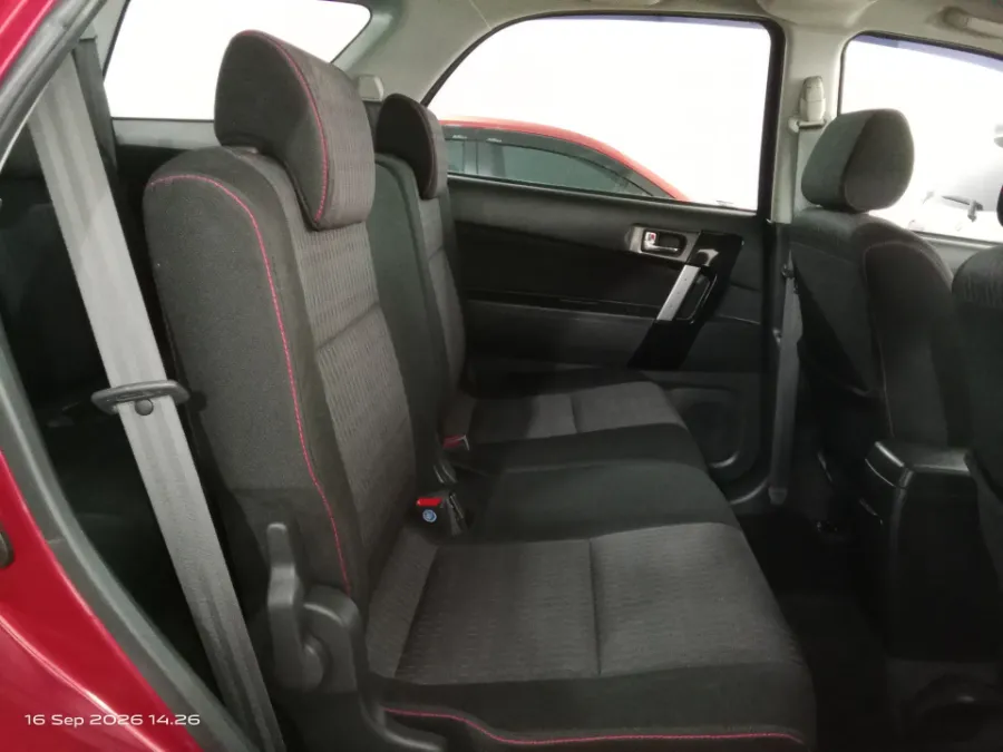 Foto Mobil Bekas Kabin Belakang Daihatsu Terios 1.5 TX tahun 2016