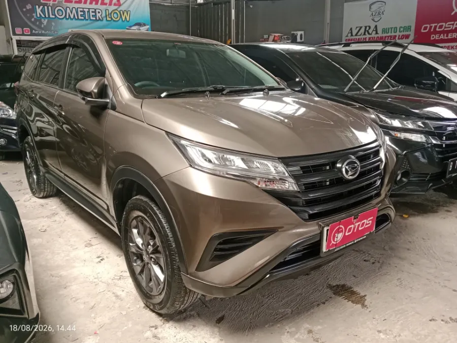 Foto Mobil Bekas Kanan Depan Daihatsu Terios 1.5 X tahun 2020