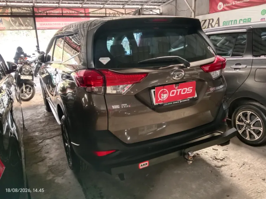 Foto Mobil Bekas Kiri Belakang Daihatsu Terios 1.5 X tahun 2020